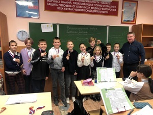 В Рамонском районе провели награждение классов-комплектов образовательных учреждений по итогам регионального этапа фестиваля ГТО среди общеобразовательных учреждений «Лучший класс ГТО» (1-8 класс). В Рамонском районе провели награждение классов-комплектов образовательных учреждений по итогам регионального этапа фестиваля ГТО среди общеобразовательных учреждений «Лучший класс ГТО» (1-8 класс).